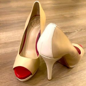 Jessica Simpson heels size 6.5